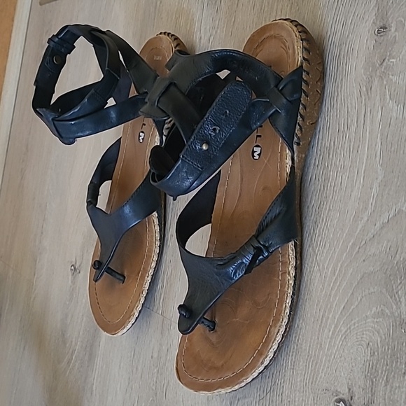 Black Merrell Gladiator Sandals size 9 - Picture 5 of 9